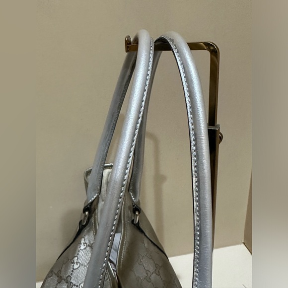 Gucci Metallic Silver GG Webbed Canvas Tote - Picture 7 of 17